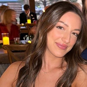 Meet your Posher, Lexi